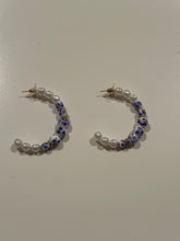 Load image into Gallery viewer, Blue and White Earrings